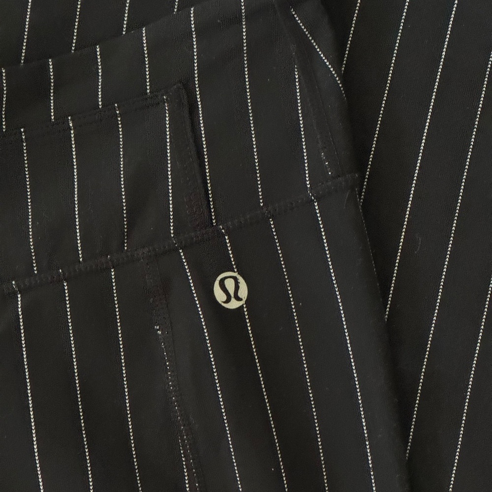 Lululemon Black Pinstripe Pants. Size 4/6 - Picture 3 of 6